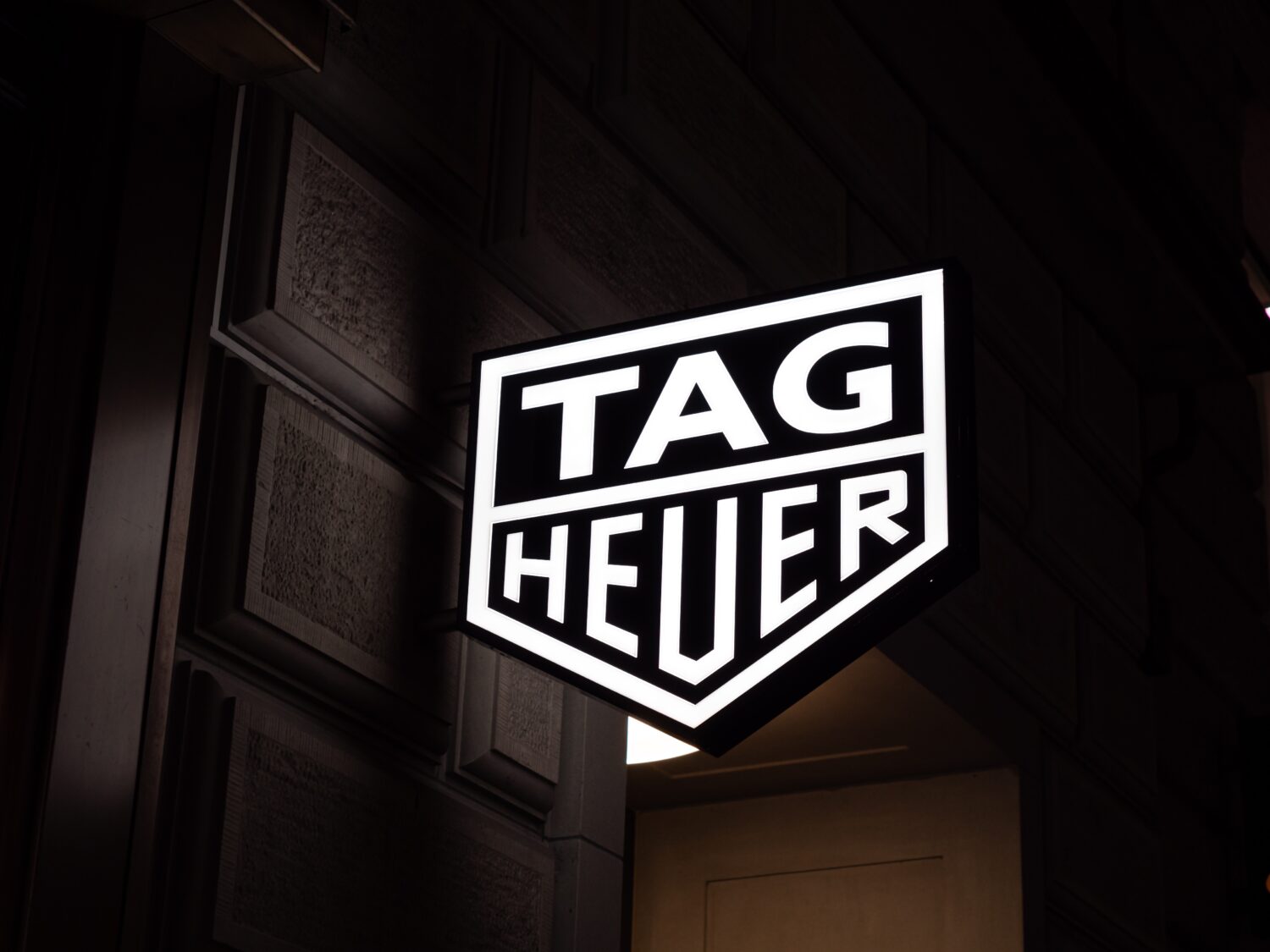 TAG Heuer to make Liverpool debut Completely Retail News