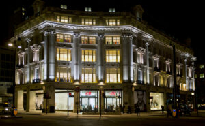 H&M Oxford Circus
