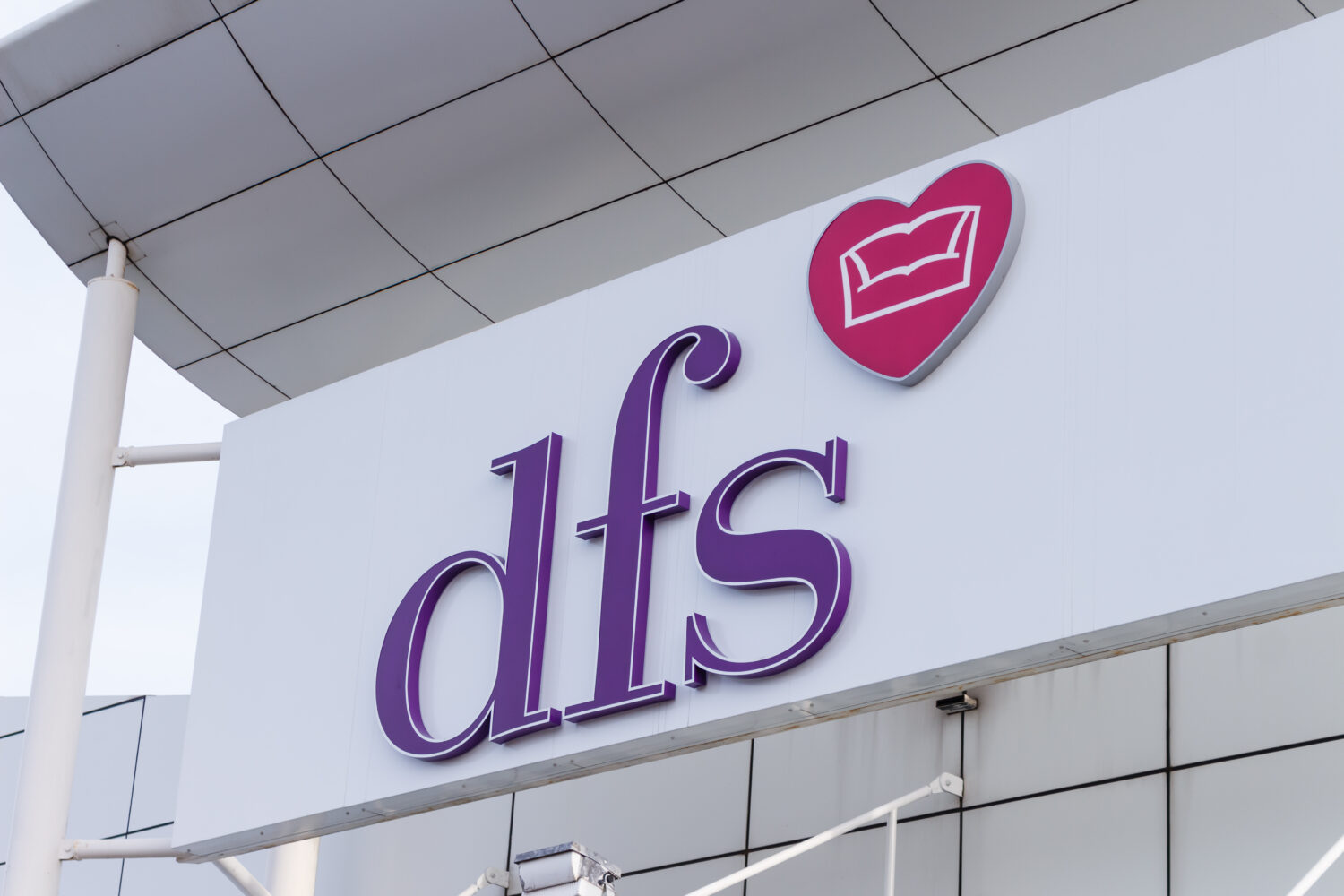 DFS (furniture retailer) - Wikipedia