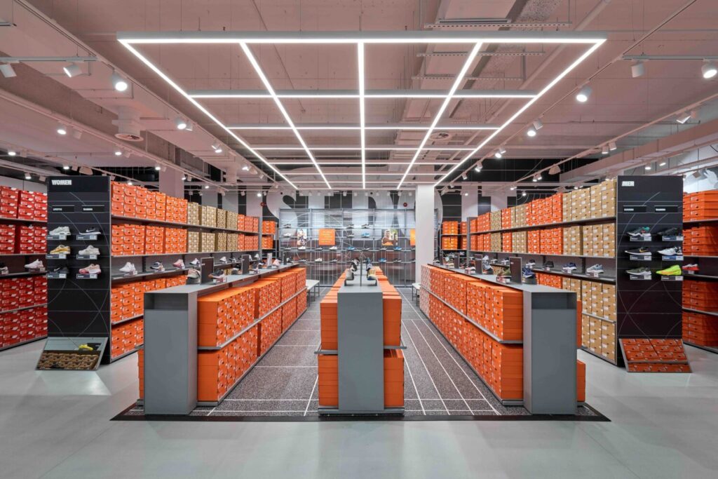 Nike hotsell store join