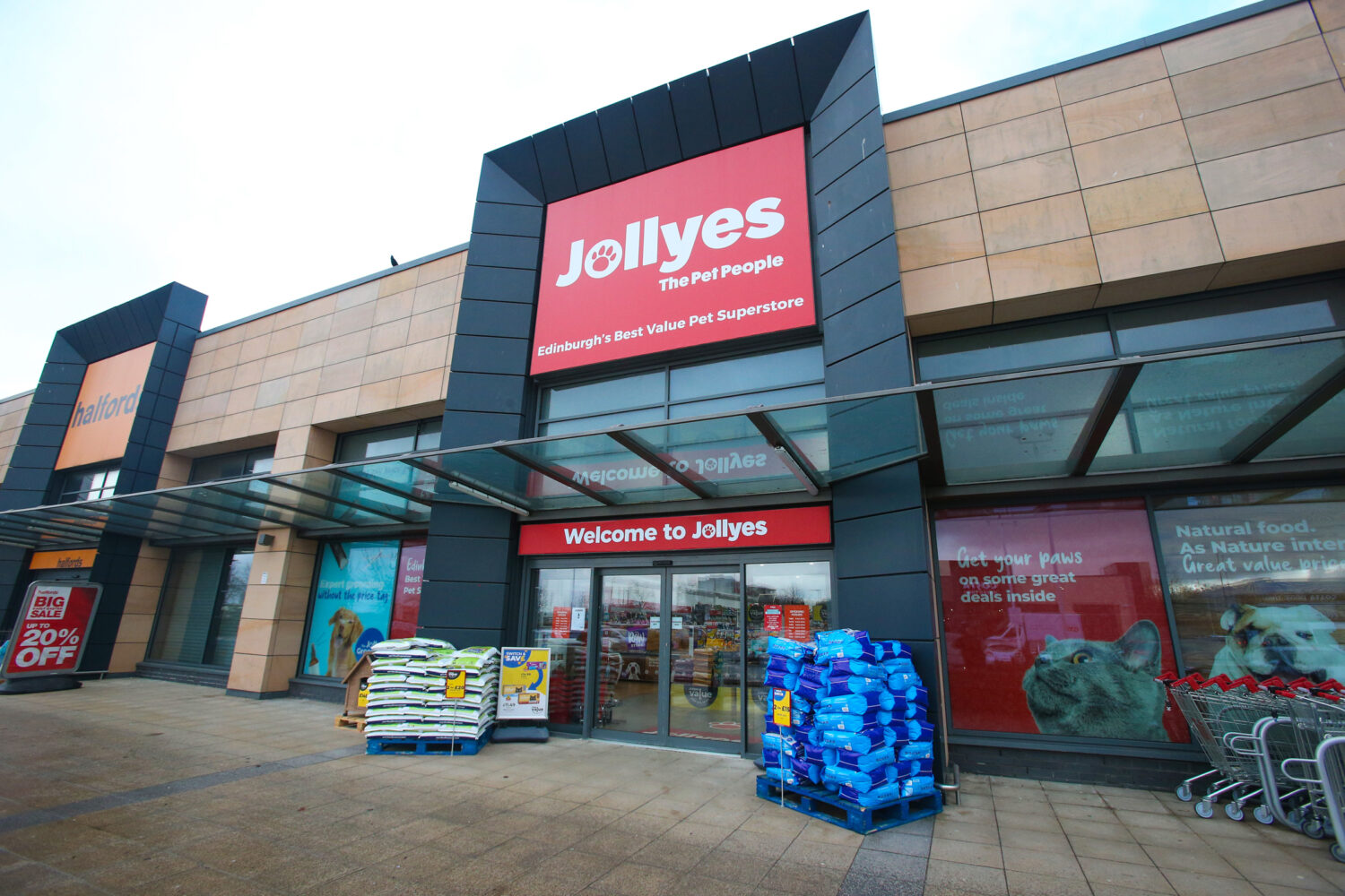 Jollyes pet food store hotsell