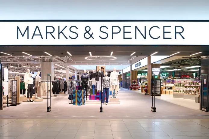 Clarks lakeside retail clearance park