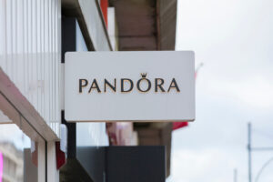 Pandora to upsize Bath store