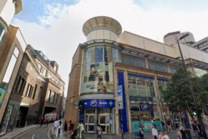 L&amp;G acquires Tottenham Court Road retail and leisure block